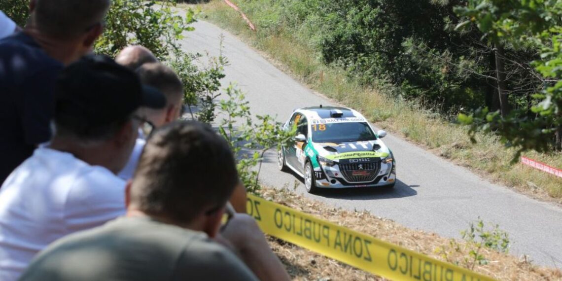 ¿Quieres vivir desde dentro uno de los mejores rallyes de España? El Rías Baixas te busca