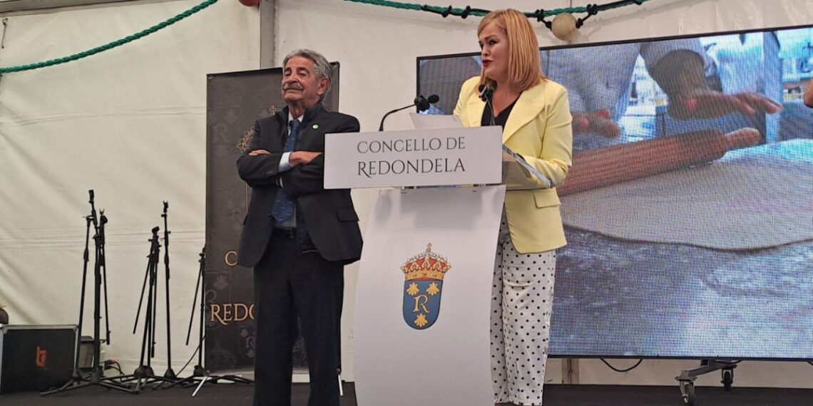 Éxito "sin precedentes" en la Festa do Choco de Redondela con un emocionado Revilla