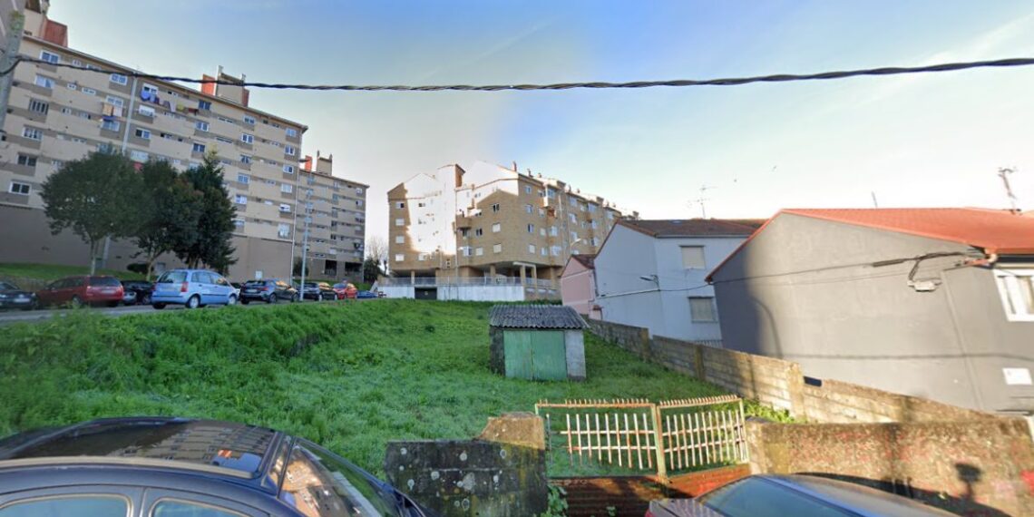 De solar vacío a un nuevo espacio público en Vigo, el primer paso de una transformación artística