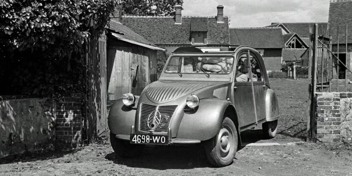 Regresa el famoso coche que Vigo fabricó para toda España, Citröen recupera el mítico 2 CV