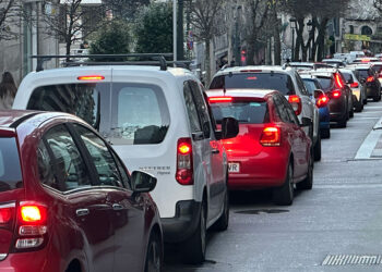 Sánchez denuncia que las ZBE de Vigo arrancarán sin el sistema de autorizaciones de acceso