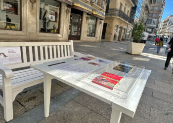 El paseo más feminista de Vigo suma una nueva parada obligatoria