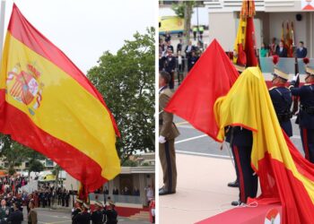 La bandera de España se cae sobre los militares en el Desfile de Vigo y se cancela la exhibición aérea