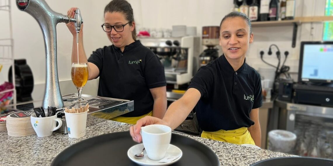 Uno de los mejores cafés de toda Galicia se sirve en una cafetería inclusiva de O Porriño