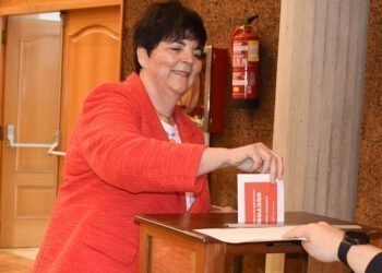 La Universidade de Vigo ya tiene a la primera rectora de su historia, García Mateo gana las elecciones