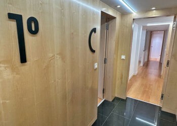 Casa 47 sortea los pisos de alquiler público por 75 años en la Gran Vía de Vigo