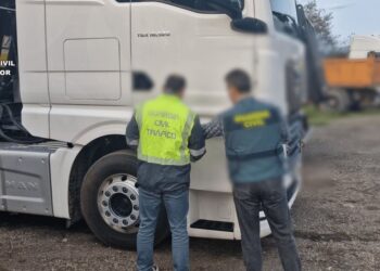 Destapada una trama millonaria en Vigo de estafa con vehículos industriales