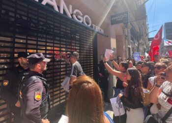 Las tiendas de Inditex, Mango o H&M de Vigo volverán a cerrar en un nuevo día de huelga en Vigo
