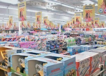 La juguetería low cost y de productos de hogar a "precios redondos" llega al outlet de Tui
