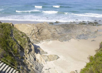 Galicia suma cinco playas más en las que nunca debes bañarte, y son ya 37 este 2026