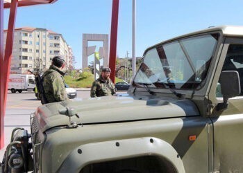 El despliegue del Día de las Fuerzas Armadas en Vigo pone patas arriba el tráfico: calles afectadas
