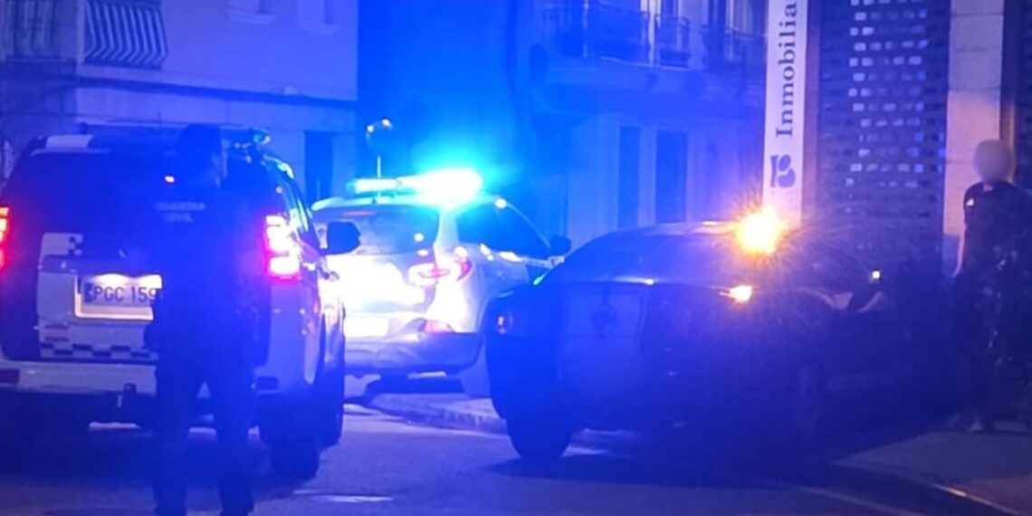 Susto de madrugada en el casco urbano de Salceda tras un accidente de tráfico