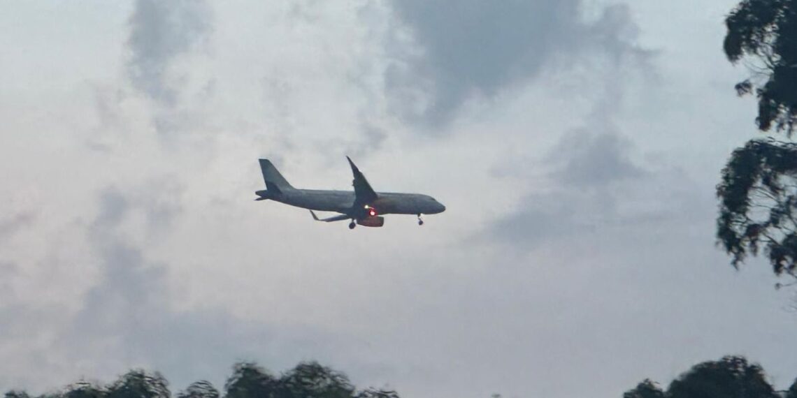 La celebración de San Juan obliga a desviar un avión al aeropuerto de Vigo
