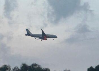 La celebración de San Juan obliga a desviar un avión al aeropuerto de Vigo