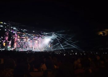 El festival gratuito Entre Playas ofrecerá en Baiona más de seis horas de música junto al mar con conocidos djs