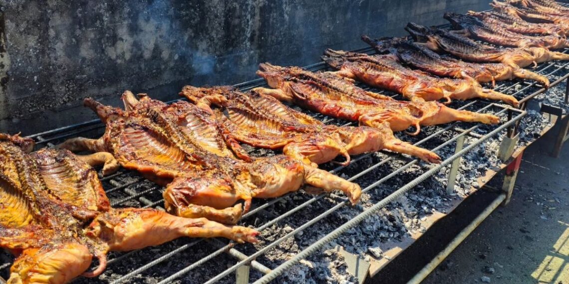 El cochinillo protagoniza una fiesta gastronómica en Gondomar y estos son sus precios