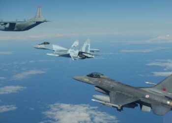 Nuevo despliegue militar con exhibiciones tras el Día de las Fuerzas Armadas en Vigo