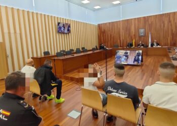 Aceptan penas de cinco años de cárcel por dar una paliza a un nonagenario en Vigo para robarle