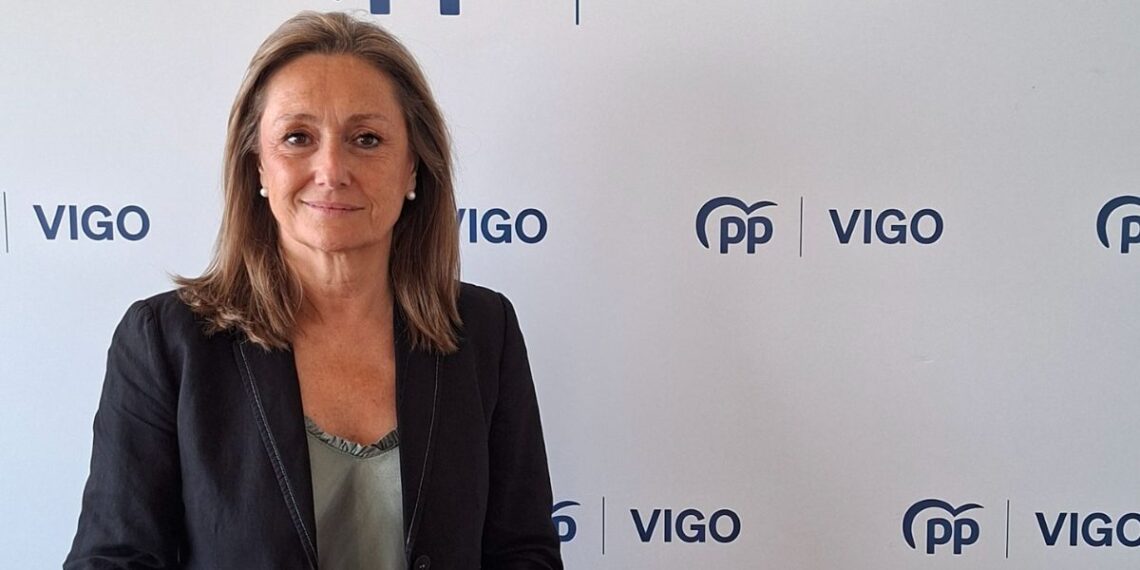 Luisa Sánchez reclama a Caballero que invierta más en la ciudad y el Concello presume de deuda cero