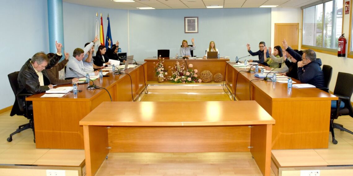 Salceda debate en pleno la adhesión al fondo de financiación de entidades locales para pagar facturas