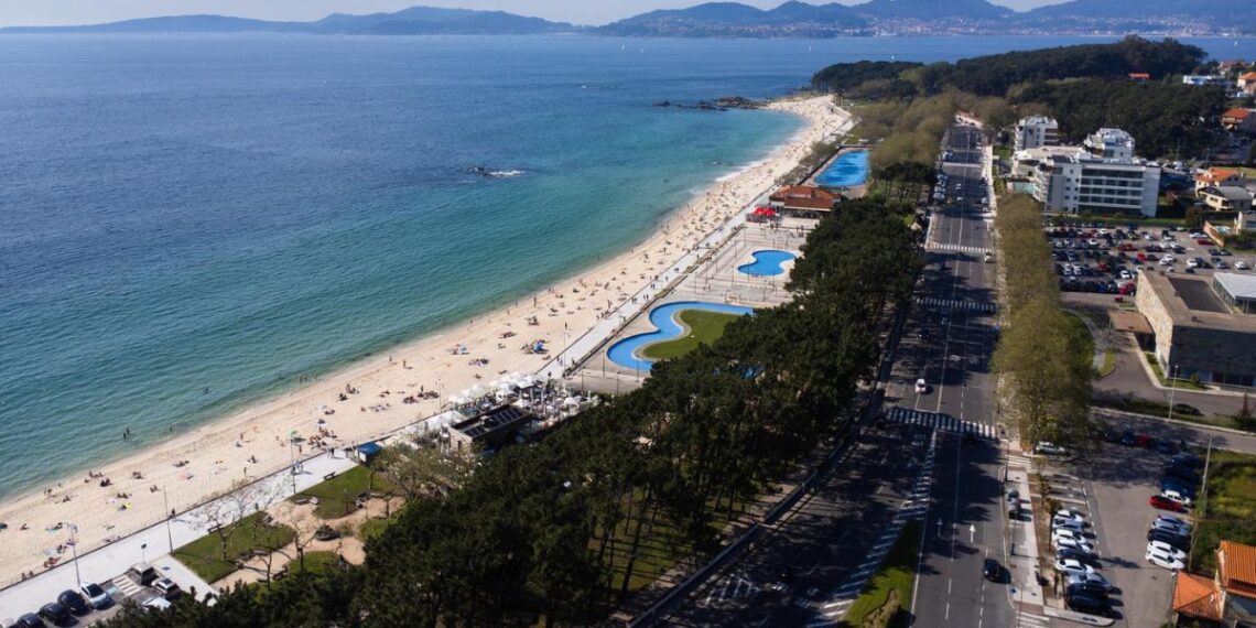 Samil más allá de la playa, la transformación del gran paseo gastronómico de Vigo