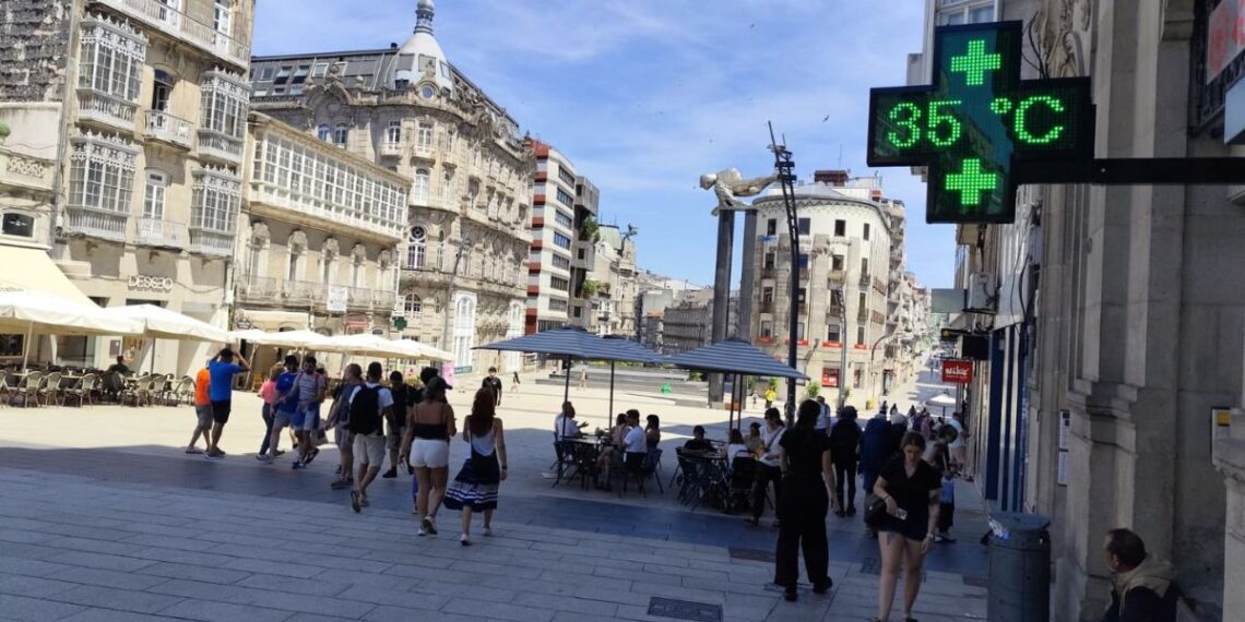 El área de Vigo marca una de las temperaturas más altas de Galicia y todavía le espera una noche tropical