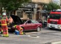 Susto en pleno centro de Vigo por el estallido de un coche con llamas