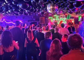 Generación Z y la fiesta, ¿en peligro de extinción el ocio nocturno de Vigo?