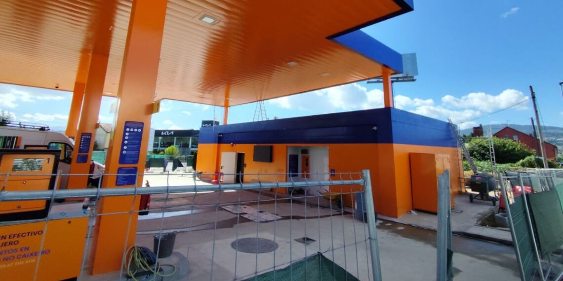 El gigante de las low cost expande su imperio en Vigo con una nueva gasolinera