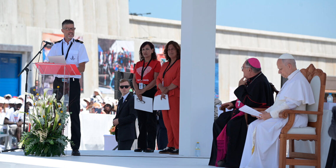 El conmovedor testimonio de un gallego al Papa, narra cómo rescató en el mar a más de 20.000 personas