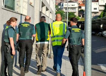 Fin a la búsqueda, detienen en Ponte Caldelas al hombre que agredió a su expareja y huyó con su bebé