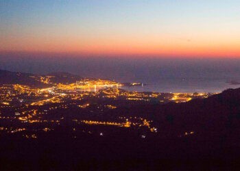 Vigo lanza una asombrosa ruta nocturna gratuita para descubrir la belleza de la ciudad bajo las estrellas