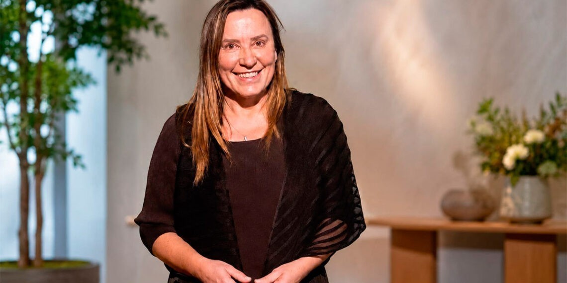 Susi Acuña: "Las mujeres gallegas fueron y siguen siendo la verdadera columna vertebral de nuestra costa"
