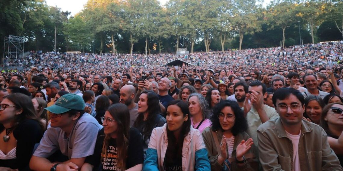 Vigo activa un servicio especial de transporte para el esperado concierto de Chayanne en Castrelos