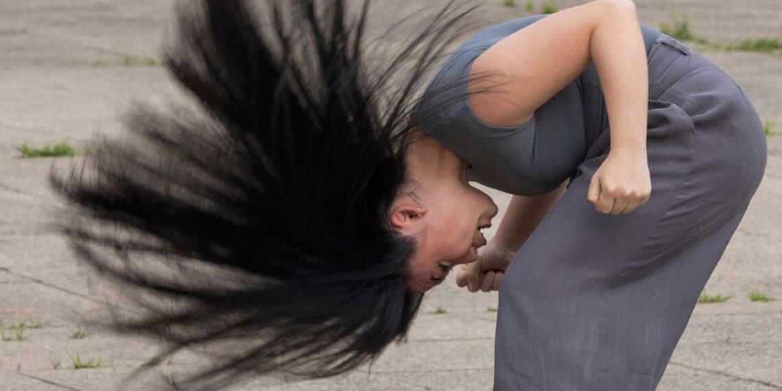 La danza aterriza en el centro histórico de Tui con tres propuestas diferentes