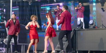 Las fiestas de Bembrive ofrecen tres grandes verbenas en Vigo con orquestas y una gran disco móvil