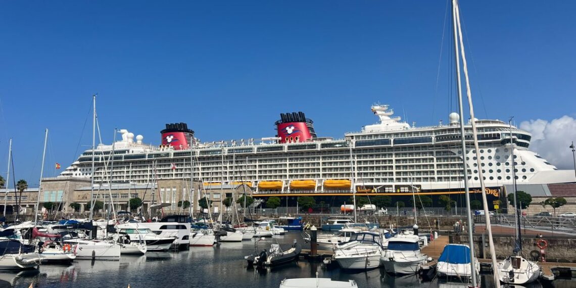 La magia de Disney llega a Vigo solo por unas horas con una asombroso y único crucero