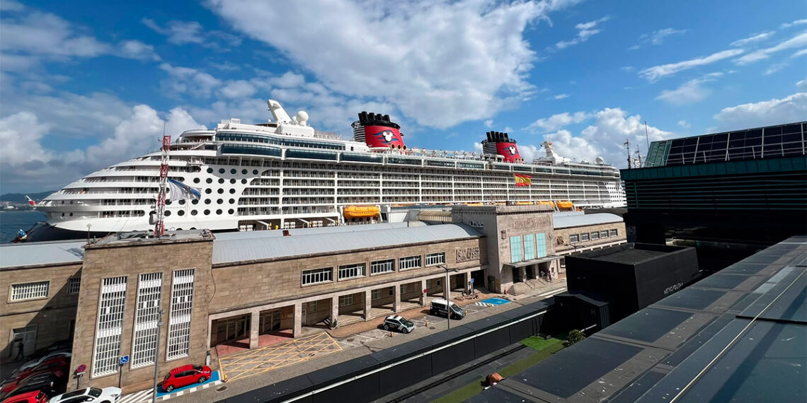 Polémica con el crucero de Disney en Vigo, la Guardia Civil investiga si se produjo una intoxicación