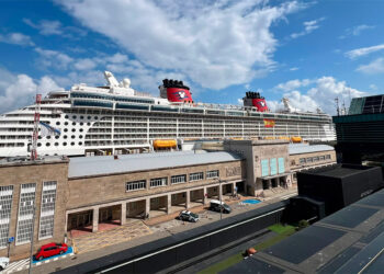 Polémica con el crucero de Disney en Vigo, la Guardia Civil investiga si se produjo una intoxicación