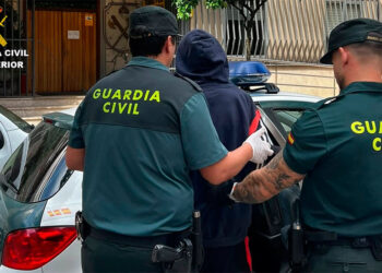 Cazan in fraganti a un joven con la caja registradora del bar en el que acababa de robar en O Porriño