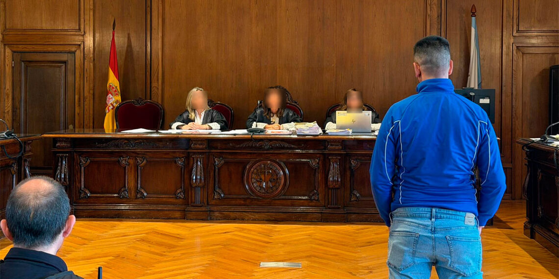 El acusado de prender fuego a su ex en Vigo dice "no recordar" los hechos, aunque "se arrepintió"