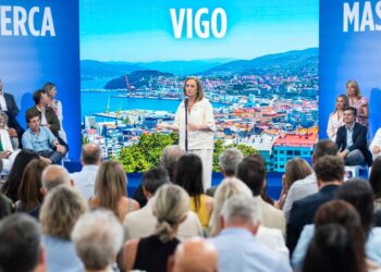 "Soy Luisa Sánchez y quiero ser alcaldesa de Vigo", el PP proclama su candidata ante el "cambio de ciclo"