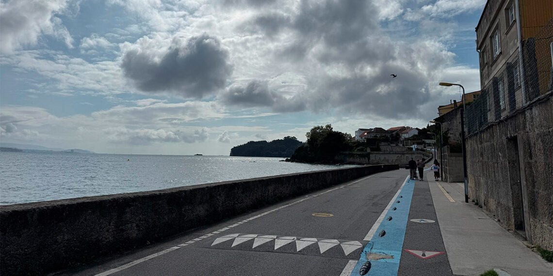 El icónico paseo junto al mar del área de Vigo que amenaza el cambio climático, según Greenpeace