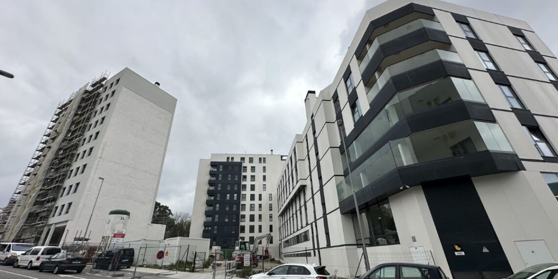 Vigo ya tiene los alquileres públicos de Esturáns y cuánto debes ganar para poder solicitar un piso