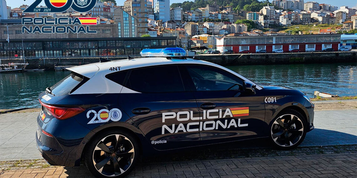 Detenido en Vigo por amenazar con un martillo y un cuchillo a una mujer en Teis para robar en su vivienda