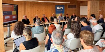 Unha guía reúne información de 317 peixes óseos mariños da península ibérica e Baleares